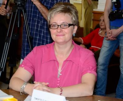 Şefa cancelariei prefectului, Claudia Timofte, e noua preşedintă a orădencelor social-democrate